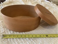 Traditional Shaker 12 inch Wood Box w/ lid