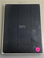 NIB IPad Pro 11in Smart Folio. Charcoal Gray