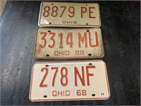 VINTAGE LICENSE PLATES