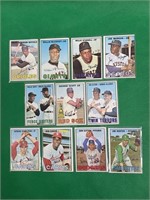 Lot 1967 Topps baseball cards Willie mays