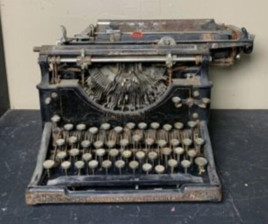Antique Underwood No. 5 Typewriter