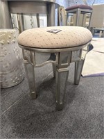 Small mirror base stool