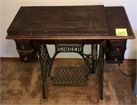 Singer Treadle Sewing Machine