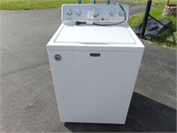 Maytag Commercial Washer in nice shape