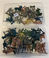 Lot of Plastic Soldiers
