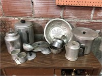 Vintage Aluminum Kitchenware Measuring Cups