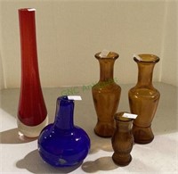 Lot of small vases includes a clear and ruby