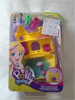 New Polly pocket surf n sandventure compact