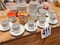 Cups/Saucers & Mugs(Kitchen)