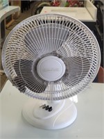 Climature - 3 Speed White Oscillating Fan