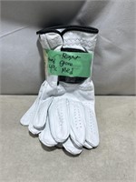 4 Pack of Right Hand Golf Gloves Size Small