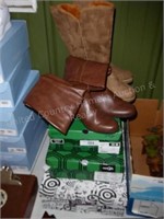Boots - size 10M