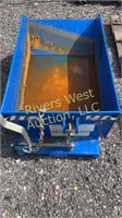 25"x42” material handling dump box