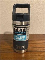 YETI JR 12OZ KIDS BOTTLE- NAVY