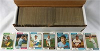 1974 Topps Baseball Cards Assorted  550 Cards Lot