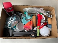 Box of kitchenware/utensils