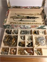2 LAYER JEWELRY BOX w CONTENTS