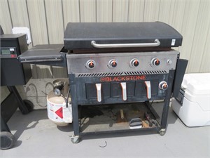 4 burner blackstone grill, accessories