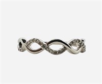10KT White Gold Woman's Ring