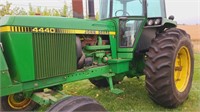 1982 JD 4440 Tractor Quad Range