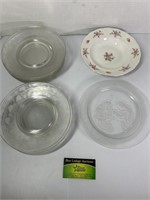 Glass Vine Leaf Design Plates