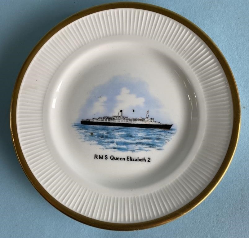 RMS Queen Elizabeth 2 Plate