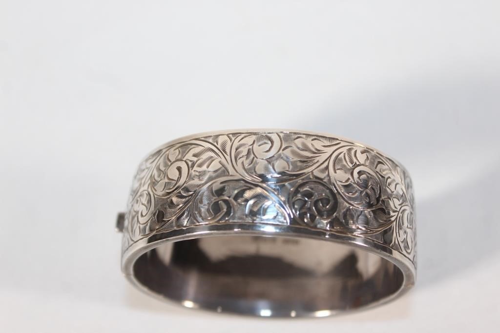 Sterling Silver Engraved Floral Etched Bracelet