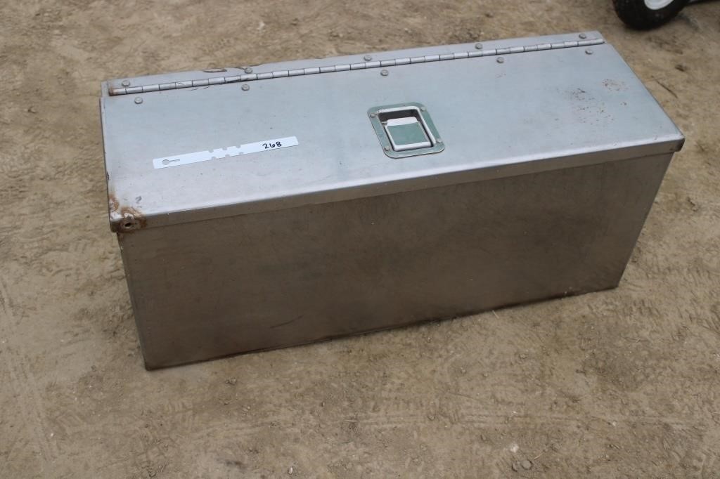 metal toolbox