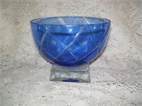 BLUE ART GLASS ETCHED DESIGN BOWL