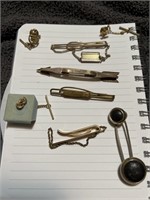 7 vintage tie clips and pins