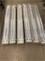 Fluorescent Fixtures. 4ft. T8. Used.