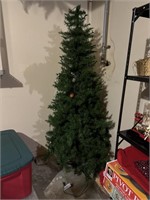 Christmas tree- 6’
