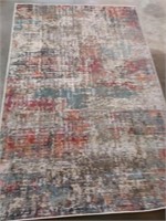 Rug, 5'3" x 7'8"