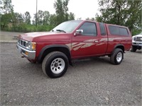1995 Nissan XE 4X4 Extra Cab Pickup