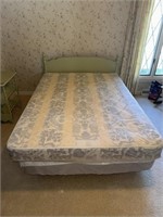 Green Painted Wood Full Size Bed
