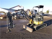 2013 John Deere 27D Hydraulic Excavator