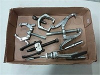 assortment of pullers & cylinder hone