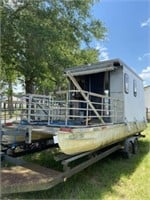 1065) Duracraft party hut boat 24' 90hp Mercury
