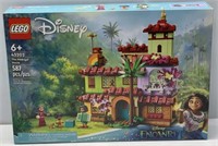 Lego Disney Encanto 587pc Building Set - NEW $65