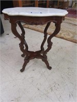 19TH CENTURY VICTORIAN MARBLE TOP PARLOR TABLE