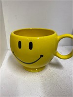 Teleflora Smiley Face Mug  k
