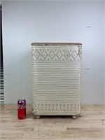 Vintage wicker hamper