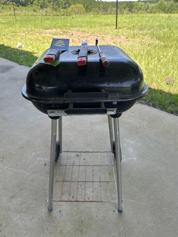 Grill and accessories