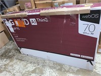 NEW 70" LG THIN Q FLAT SCREEN TV (NEW IN BOX)