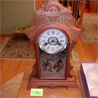 VINTAGE WALNUT ? MANTLE CLOCK (RUNS)