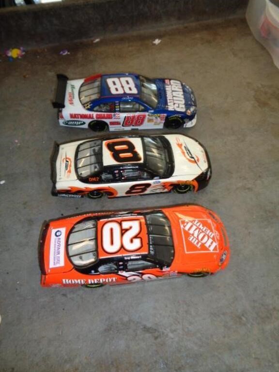 3 - 1:24 SCALE NASCAR