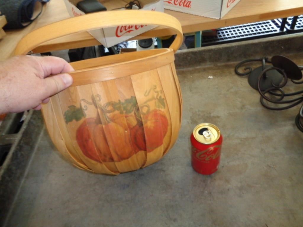 WOOD BASKET W HANDLE