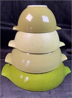 Pyrex Avocado Green Cinderella Nesting Bowls