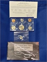 1996 MINT SET WITH "W" MINTED DIME