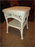 Wicker End Table / Plant Stand